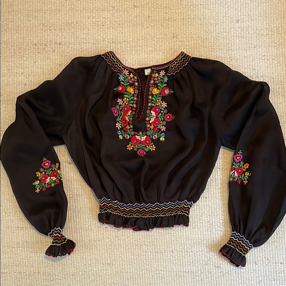 Embroidered Vintage Black Blouse